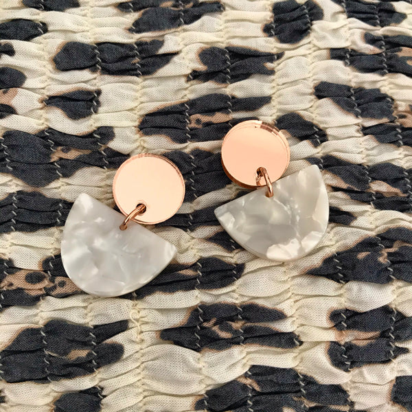 Small Semi Drop Earrings - Pearl/Rose Gold